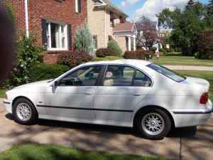 http://i1223.photobucket.com/albums/dd504/rlsdistributing/BMW.jpg