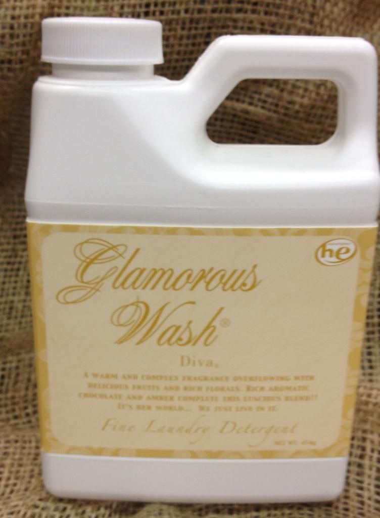 Tyler Candles Diva Glam Wash 32 oz Glamorous Laundry Detergent ( DIVA
