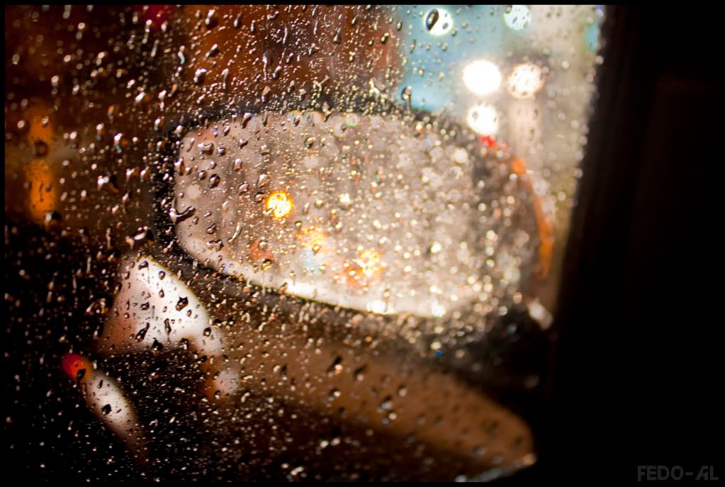 afuera,Argentina,auto,autside,cara,Cat - Window,drop,espejo,glass,light,lights,lluvia,luces,luz,mirror,rain,ventana,vidrio