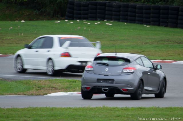 Renault Megane R.S. - Mitsubishi Lancer Evo Renault Megane R.S. - Mitsubishi Lancer Evo