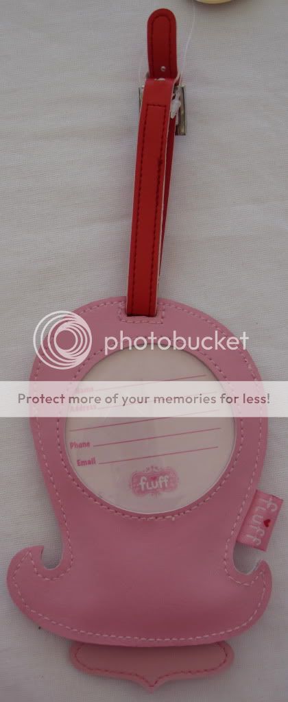 Brand New Fluff Luggage Tag. Very cute. Makes a cute gift for Anyone